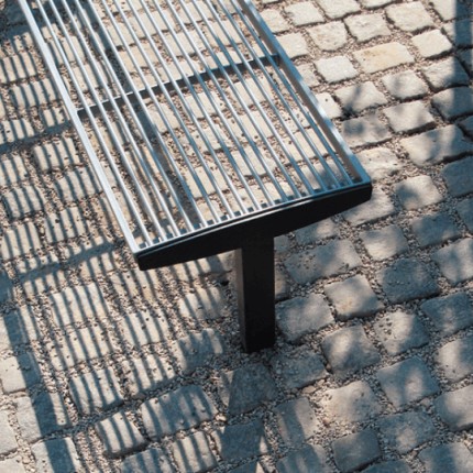 Vera Solo Park Bench - Environmental Street Furniture