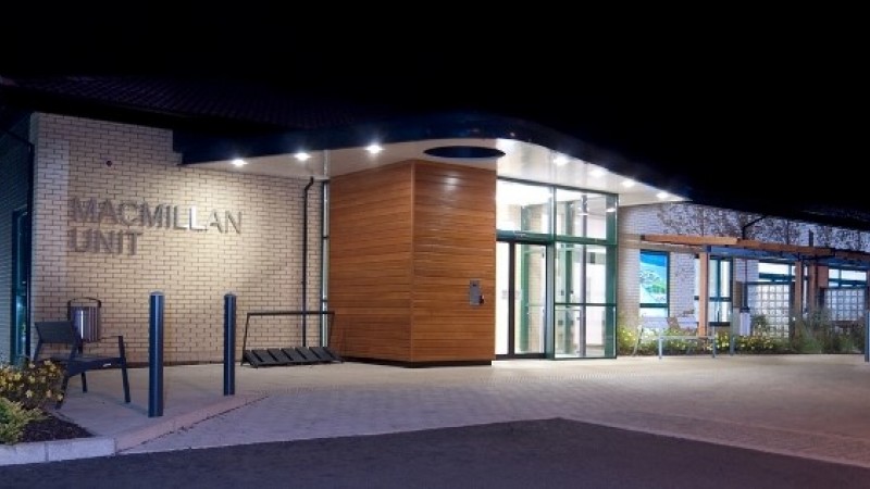 Macmillan Unit, Antrim Area Hospital - Environmental Street Furniture