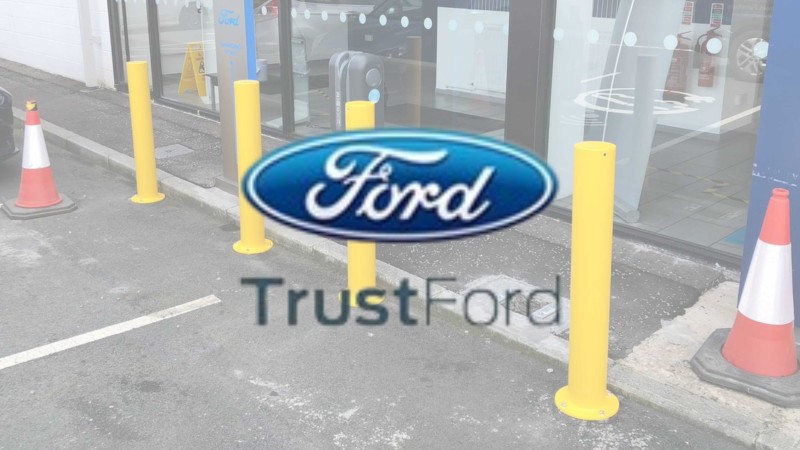 Trust Ford, Craigavon - Environmental Street Furniture